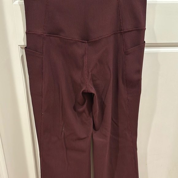 Athleta Salutation Stash Rib Flare - Picture 5 of 9